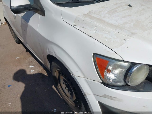 1G1JA6SH5F4200843 Chevrolet Sonic Ls Auto