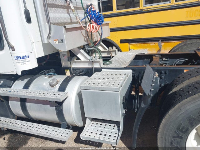Freightliner M2 112 Medium Duty 2014 1FUJC5DV6EHFZ4063 Image 18