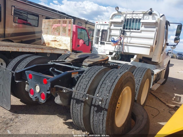 Freightliner M2 112 Medium Duty 2014 1FUJC5DV6EHFZ4063 Image 4