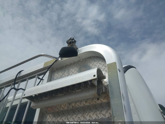 Freightliner M2 112 Medium Duty 2014 1FUJC5DV6EHFZ4063 Image 15
