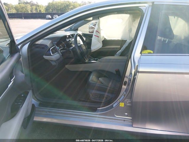 Продажа на аукционе авто 2018 Toyota Camry Xle, vin: 4T1B11HK1JU098236, номер лота: 44876539