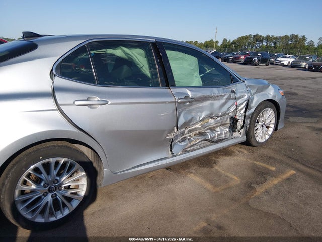 Продажа на аукционе авто 2018 Toyota Camry Xle, vin: 4T1B11HK1JU098236, номер лота: 44876539