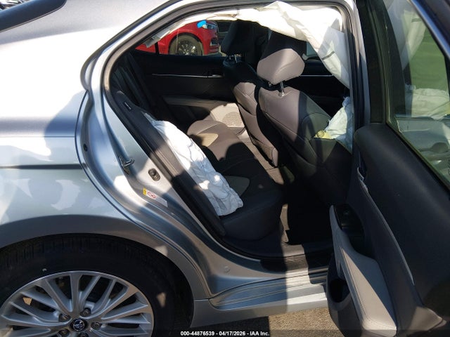 Продажа на аукционе авто 2018 Toyota Camry Xle, vin: 4T1B11HK1JU098236, номер лота: 44876539