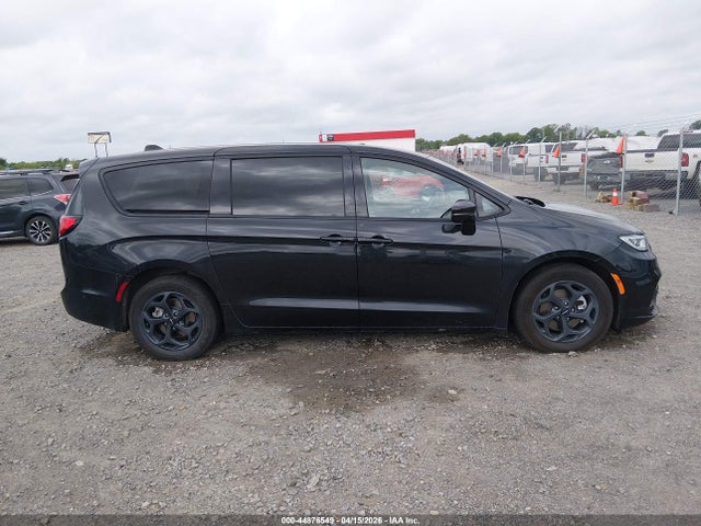 Продаж на аукціоні авто 2022 Chrysler Pacifica Hybrid Touring L, vin: 2C4RC1L72NR134745, номер лоту: 44876549