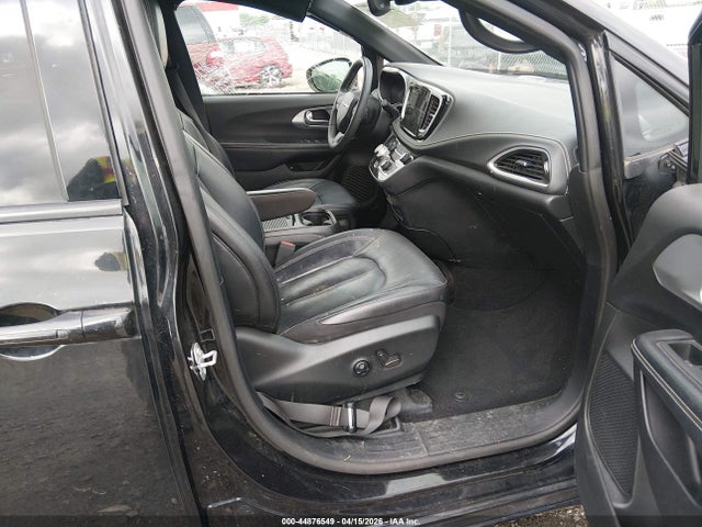 Продаж на аукціоні авто 2022 Chrysler Pacifica Hybrid Touring L, vin: 2C4RC1L72NR134745, номер лоту: 44876549