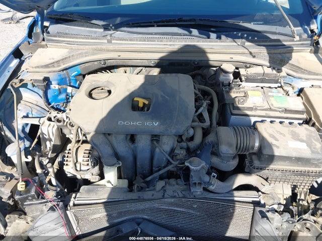 KMHD84LF2HU409246 Hyundai ELANTRA SE