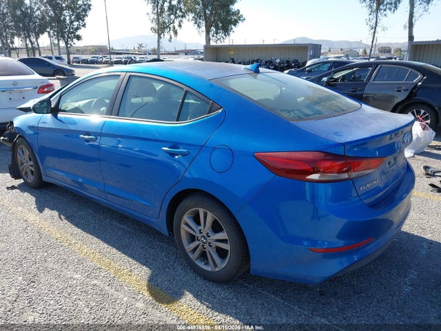 KMHD84LF2HU409246 Hyundai ELANTRA SE