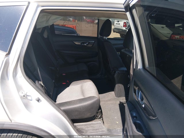 JN8AT2MV5HW016074 Nissan ROGUE SV