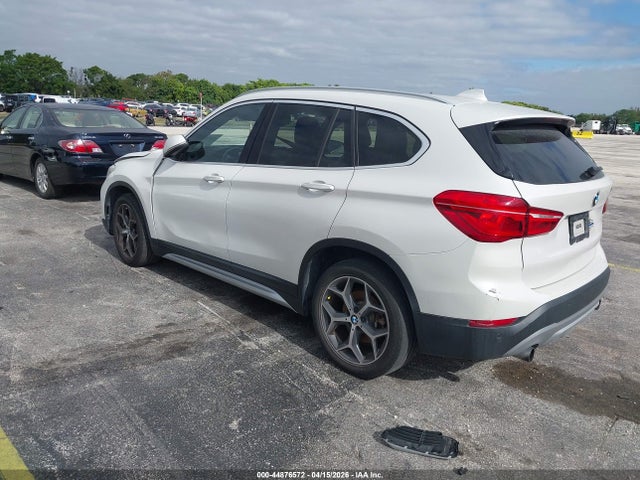 2017 Bmw X1 Sdrive28i მანქანა იყიდება აუქციონზე, vin: WBXHU7C36H5H34992, აუქციონის ნომერი: 44876572