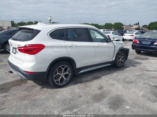 2017 Bmw X1 Sdrive28i მანქანა იყიდება აუქციონზე, vin: WBXHU7C36H5H34992, აუქციონის ნომერი: 44876572