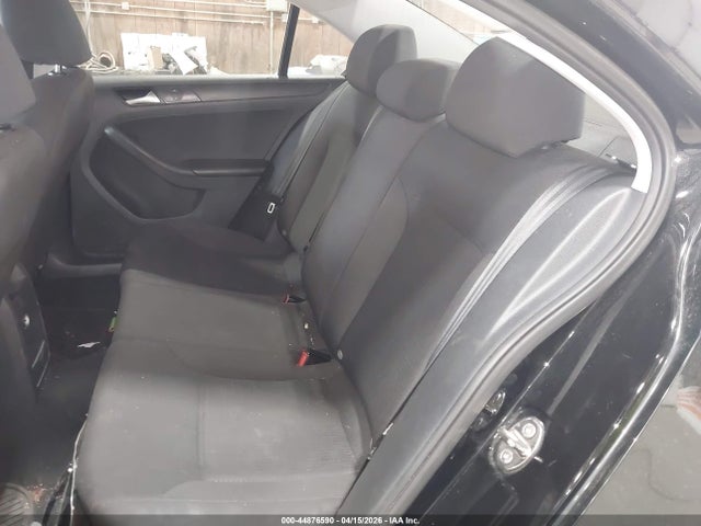 Продаж на аукціоні авто 2015 Volkswagen Jetta 2.0l S, vin: 3VW2K7AJ0FM358012, номер лоту: 44876590