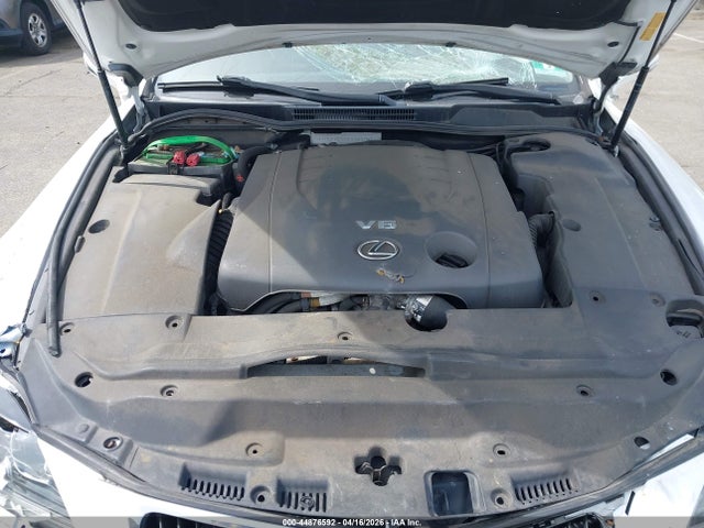 44876592 :رقم المزاد ، JTHCF5C20D5063757 vin ، 2013 Lexus Is 250 مزاد بيع