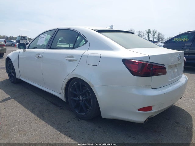 44876592 :رقم المزاد ، JTHCF5C20D5063757 vin ، 2013 Lexus Is 250 مزاد بيع