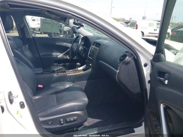 44876592 :رقم المزاد ، JTHCF5C20D5063757 vin ، 2013 Lexus Is 250 مزاد بيع