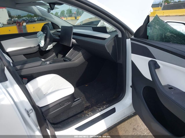 Auction sale of the 2026 Tesla Model Y All-wheel Drive/long Range Launch Series/premium All-wheel Drive, vin: 7SAYGDEE4TF350525, lot number: 44876612