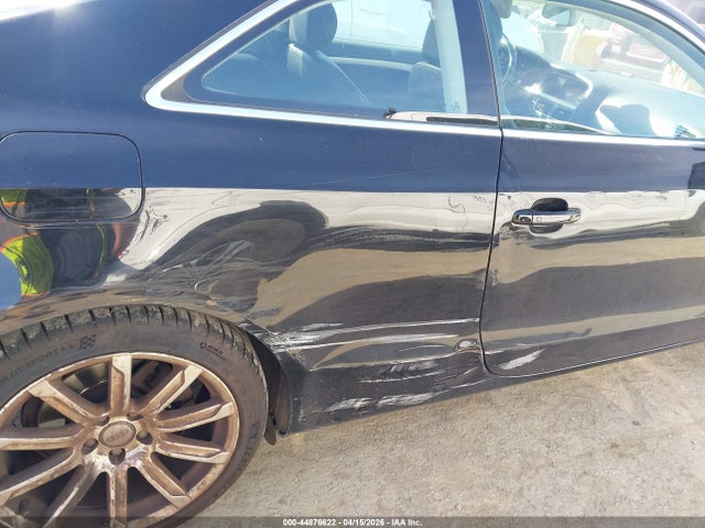 Aukcja sprzedaży 2011 Audi A5 2.0t Premium, vin: WAURFAFR2BA042567, numer aukcji: 44876622