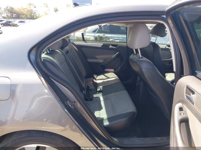 Aukcja sprzedaży 2013 Volkswagen Jetta Hybrid Sel Premium, vin: 3VW637AJ9DM303201, numer aukcji: 44876626