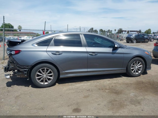 Продаж на аукціоні авто 2018 Hyundai Sonata Se, vin: 5NPE24AF3JH677042, номер лоту: 44876646