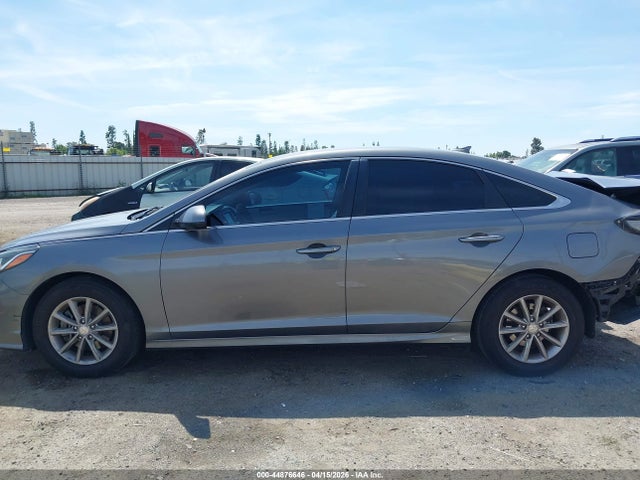 Продаж на аукціоні авто 2018 Hyundai Sonata Se, vin: 5NPE24AF3JH677042, номер лоту: 44876646