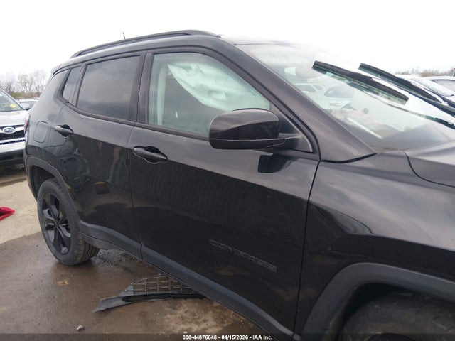 44876648 :رقم المزاد ، 3C4NJDBB2KT787614 vin ، 2019 Jeep Compass Altitude 4x4 مزاد بيع