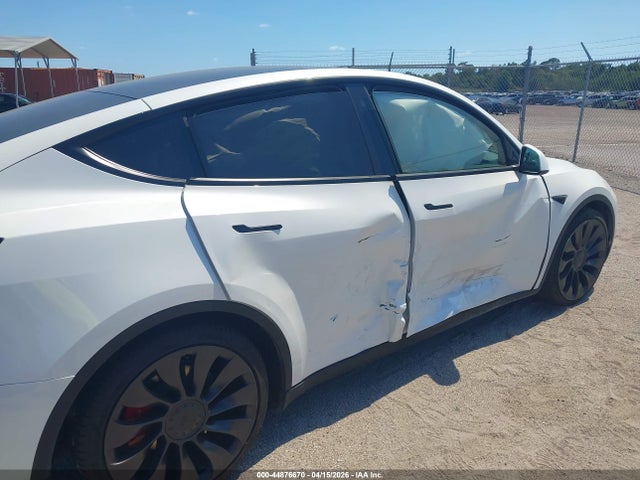 Продаж на аукціоні авто 2023 Tesla Model Y Performance Dual Motor All-wheel Drive, vin: 7SAYGDEF5PF594439, номер лоту: 44876670