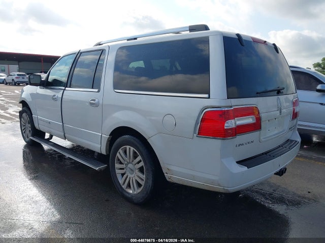 5LMJJ3H5XEEL08802 Lincoln NAVIGATOR L