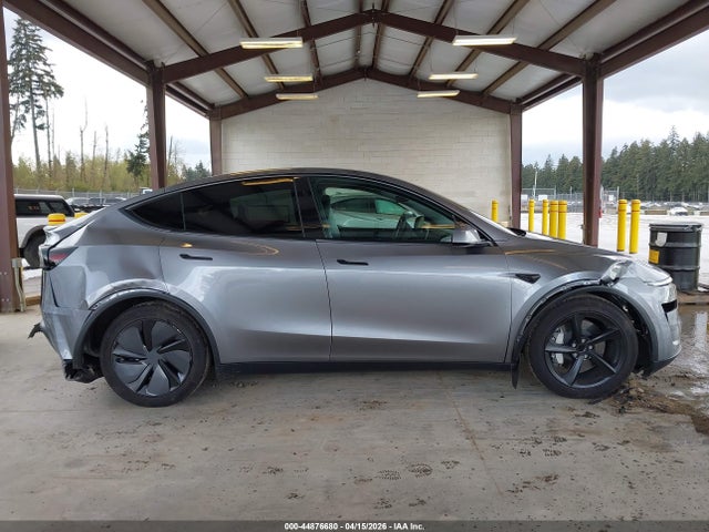 7SAYGDED5TF376204 Tesla Model Y Premium Rear-wheel Drive/standard Rear-wheel Drive
