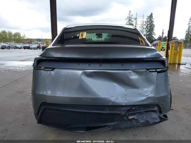 7SAYGDED5TF376204 Tesla Model Y Premium Rear-wheel Drive/standard Rear-wheel Drive