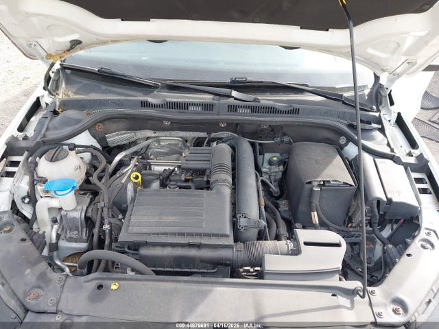 2017 Volkswagen Jetta 1.4t Se მანქანა იყიდება აუქციონზე, vin: 3VWDB7AJ5HM395438, აუქციონის ნომერი: 44876691