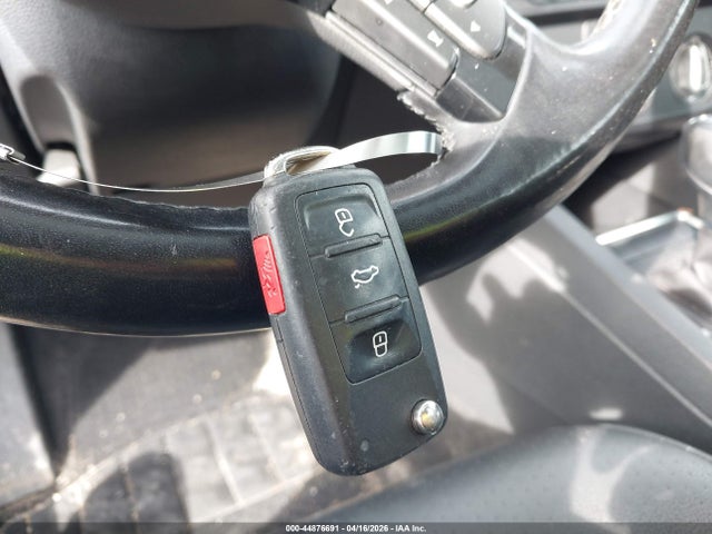 2017 Volkswagen Jetta 1.4t Se მანქანა იყიდება აუქციონზე, vin: 3VWDB7AJ5HM395438, აუქციონის ნომერი: 44876691