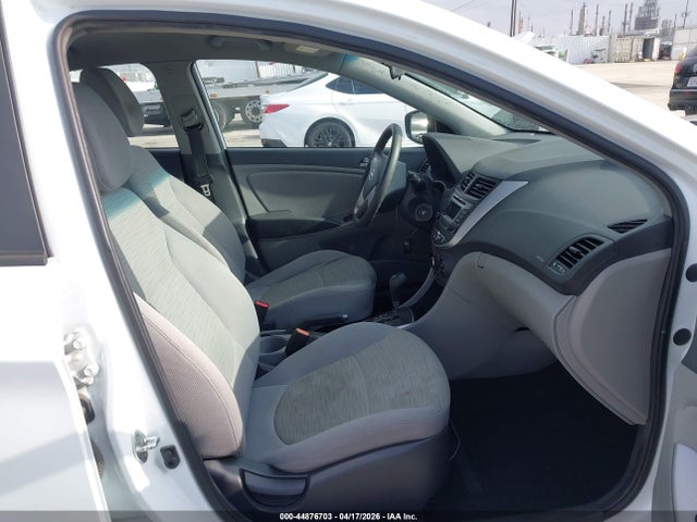 44876703 :رقم المزاد ، KMHCT4AE1HU339887 vin ، 2017 Hyundai Accent Se مزاد بيع