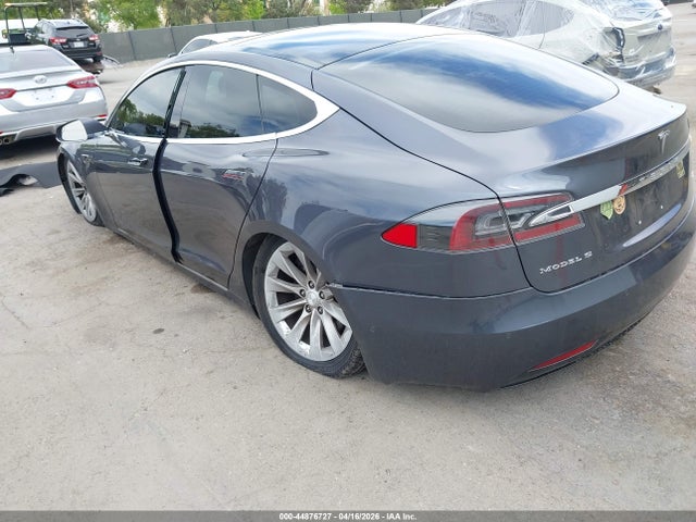 Tesla Model S 60/70/75/85 2016 5YJSA1E14GF139766 Image 6