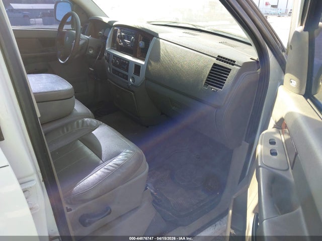 2008 DODGE RAM 1500 1D7HU18288S585547 Photo 4