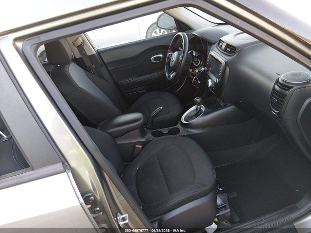 44876777 :رقم المزاد ، KNDJP3A55J7505536 vin ، 2018 Kia Soul + مزاد بيع