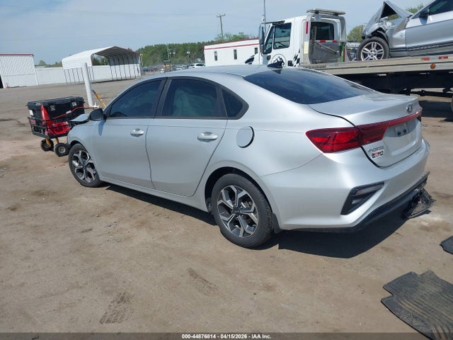 Продажа на аукционе авто 2020 Kia Forte Lxs, vin: 3KPF24ADXLE173016, номер лота: 44876814