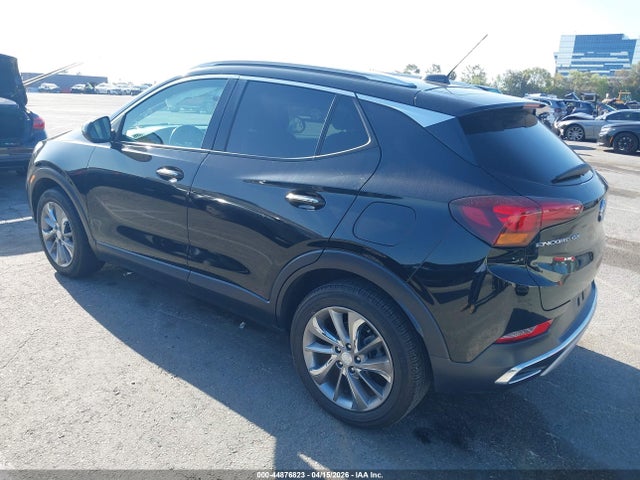 44876823 :رقم المزاد ، KL4MMFSLXMB149813 vin ، 2021 Buick Encore Gx Fwd Essence مزاد بيع