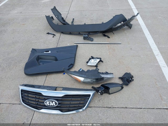 44876836 :رقم المزاد ، KNDPCCA28D7515980 vin ، 2013 Kia Sportage Ex مزاد بيع