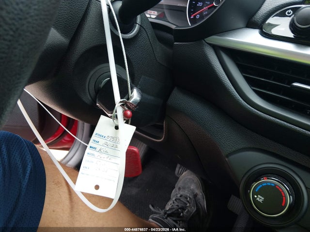 44876837 :رقم المزاد ، 3KPF24AD3NE462824 vin ، 2022 Kia Forte Lxs مزاد بيع