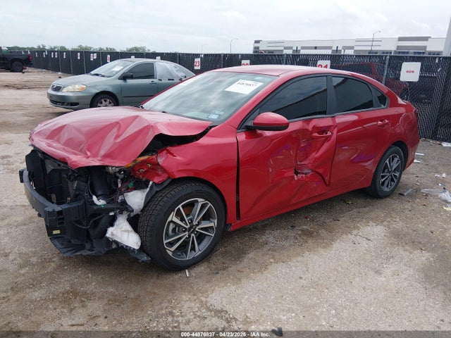 44876837 :رقم المزاد ، 3KPF24AD3NE462824 vin ، 2022 Kia Forte Lxs مزاد بيع