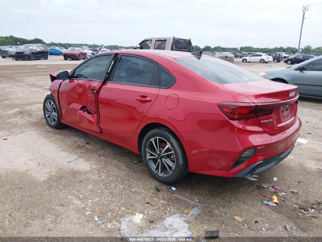 44876837 :رقم المزاد ، 3KPF24AD3NE462824 vin ، 2022 Kia Forte Lxs مزاد بيع