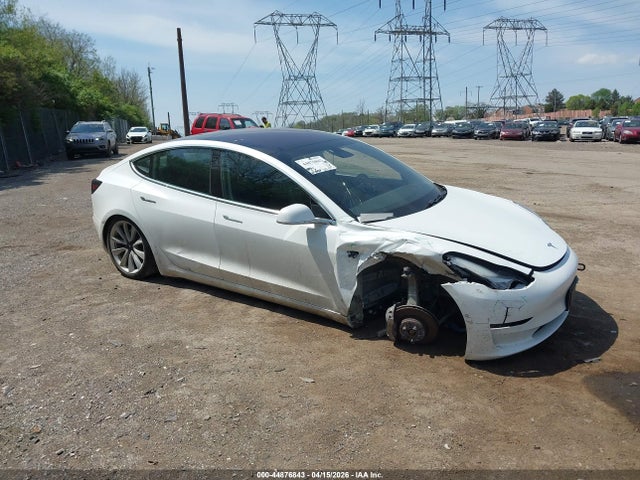 Продаж на аукціоні авто 2018 Tesla Model 3 Long Range/performance, vin: 5YJ3E1EB1JF067546, номер лоту: 44876843