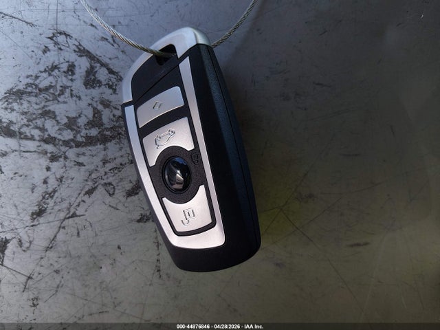 Продажа на аукционе авто 2013 Bmw 328i, vin: WBA3C1C57DF443652, номер лота: 44876846