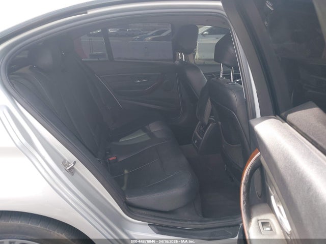 Продажа на аукционе авто 2013 Bmw 328i, vin: WBA3C1C57DF443652, номер лота: 44876846