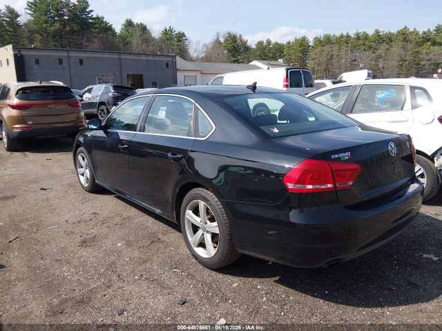 2013 Volkswagen Passat 2.5l Se მანქანა იყიდება აუქციონზე, vin: 1VWBP7A36DC080511, აუქციონის ნომერი: 44876861