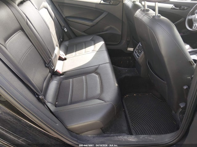2013 Volkswagen Passat 2.5l Se მანქანა იყიდება აუქციონზე, vin: 1VWBP7A36DC080511, აუქციონის ნომერი: 44876861