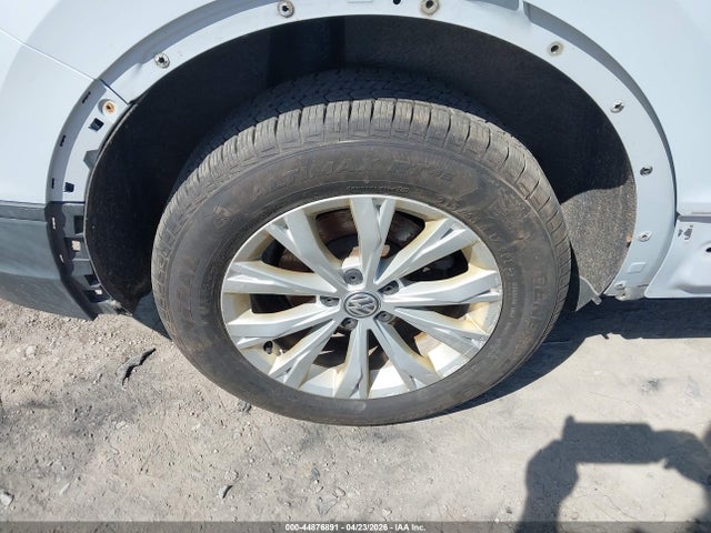 2019 Volkswagen Tiguan 2.0t Se/2.0t Sel/2.0t Sel R-line/2.0t Sel R-line Black მანქანა იყიდება აუქციონზე, vin: 3VV2B7AX7KM045879, აუქციონის ნომერი: 44876891