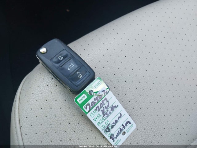 44876892 :رقم المزاد ، 3VWDB7AJ2HM207510 vin ، 2017 Volkswagen Jetta 1.4t Se مزاد بيع