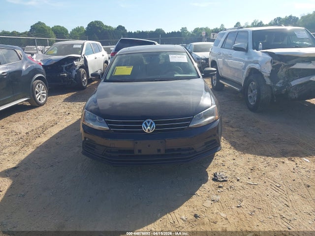 44876892 :رقم المزاد ، 3VWDB7AJ2HM207510 vin ، 2017 Volkswagen Jetta 1.4t Se مزاد بيع