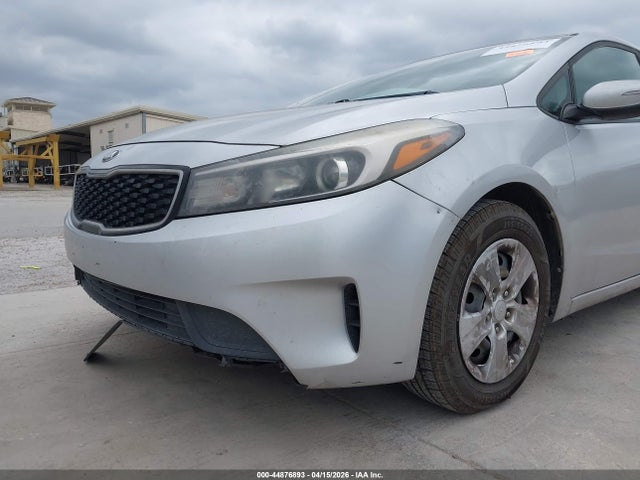 Продаж на аукціоні авто 2018 Kia Forte Lx, vin: KNAFK5A85J5774011, номер лоту: 44876893