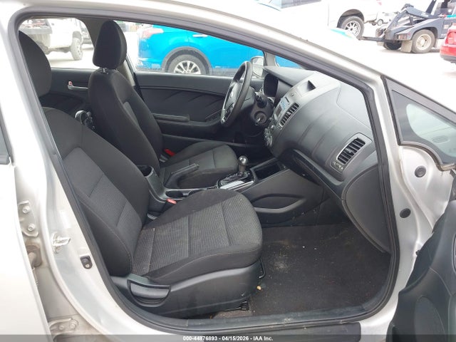 Продаж на аукціоні авто 2018 Kia Forte Lx, vin: KNAFK5A85J5774011, номер лоту: 44876893